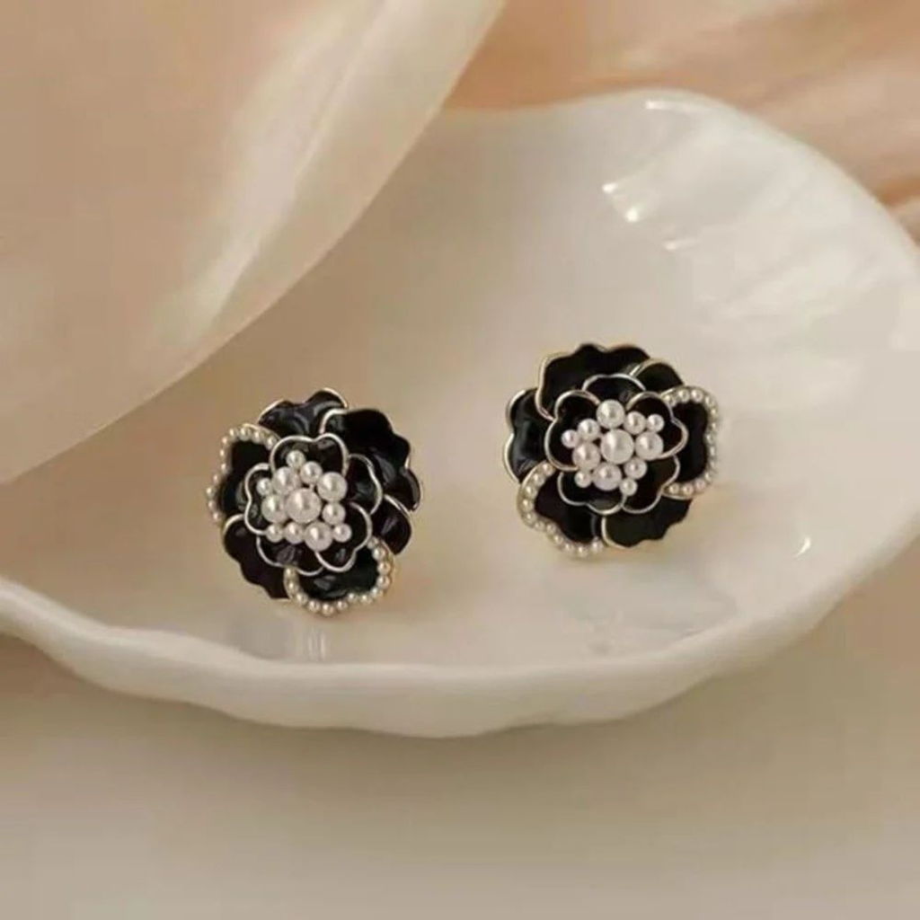 Midnight Pearl Bloom Black Floral Earrings